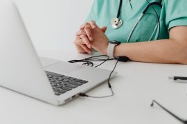 Santé numérique 2026 : 5 révolutions qui transforment votre suivi médical